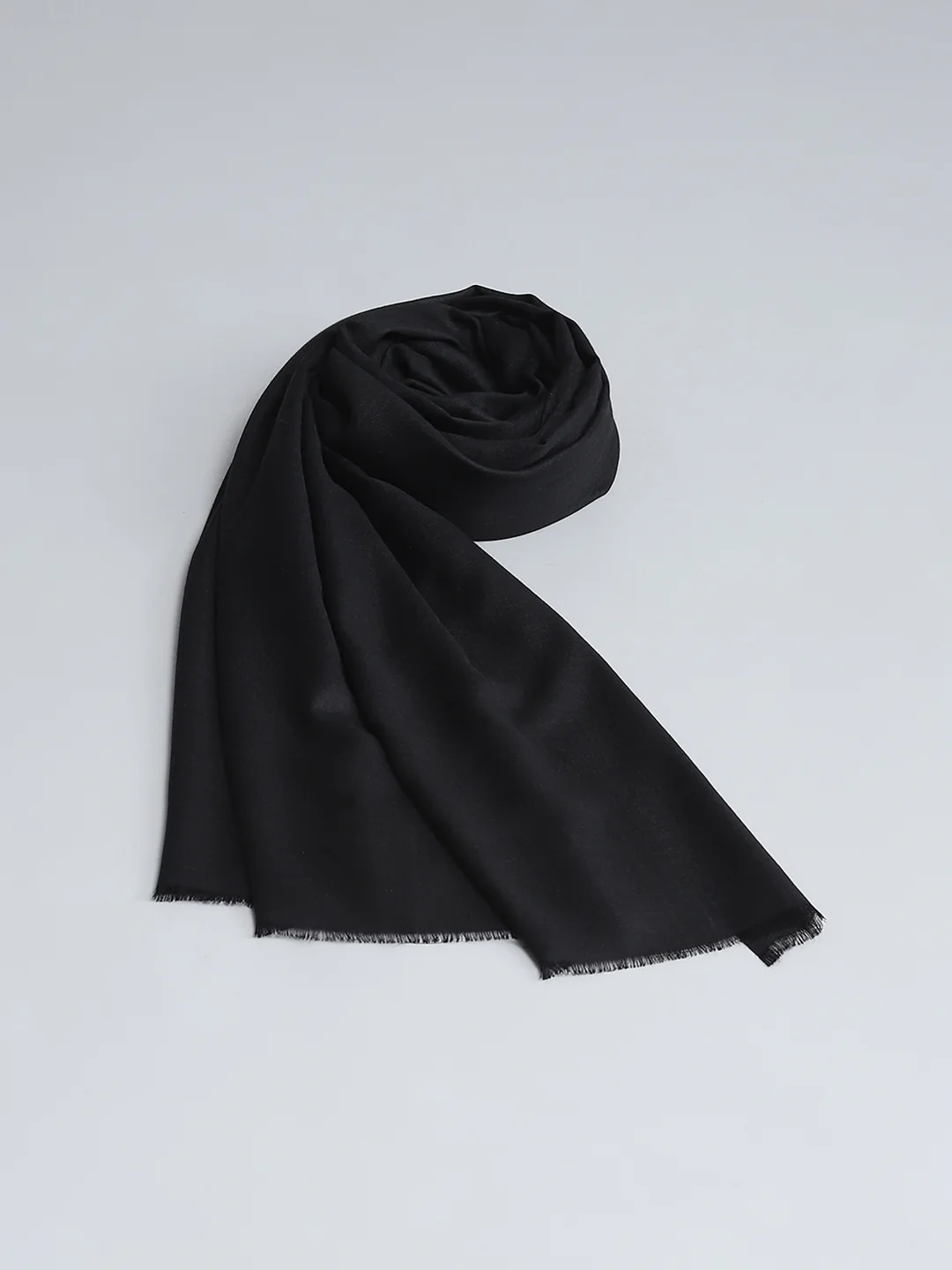 Women Black Solid Shawl - Image 2
