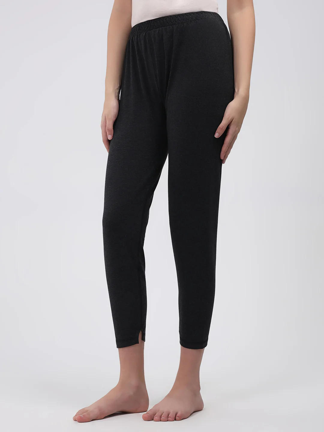 Women Black Solid Thermal Lower - Image 3