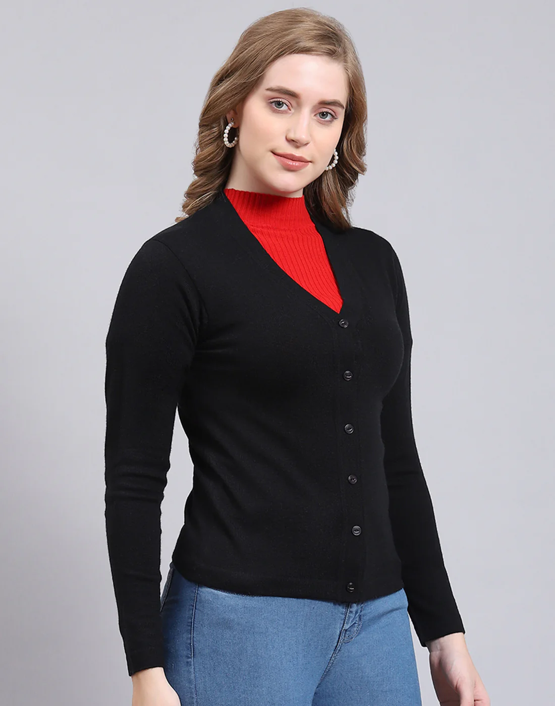 Women Black Solid V Neck Full Sleeve Cardigan - Image 4
