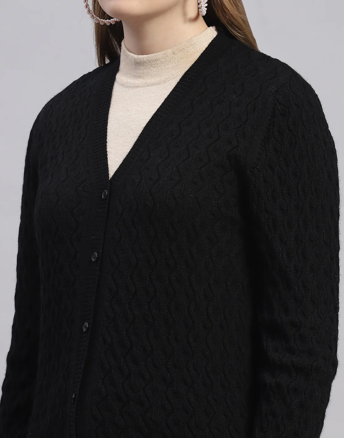 Women Black Solid V Neck Full Sleeve Cardigan - Image 7