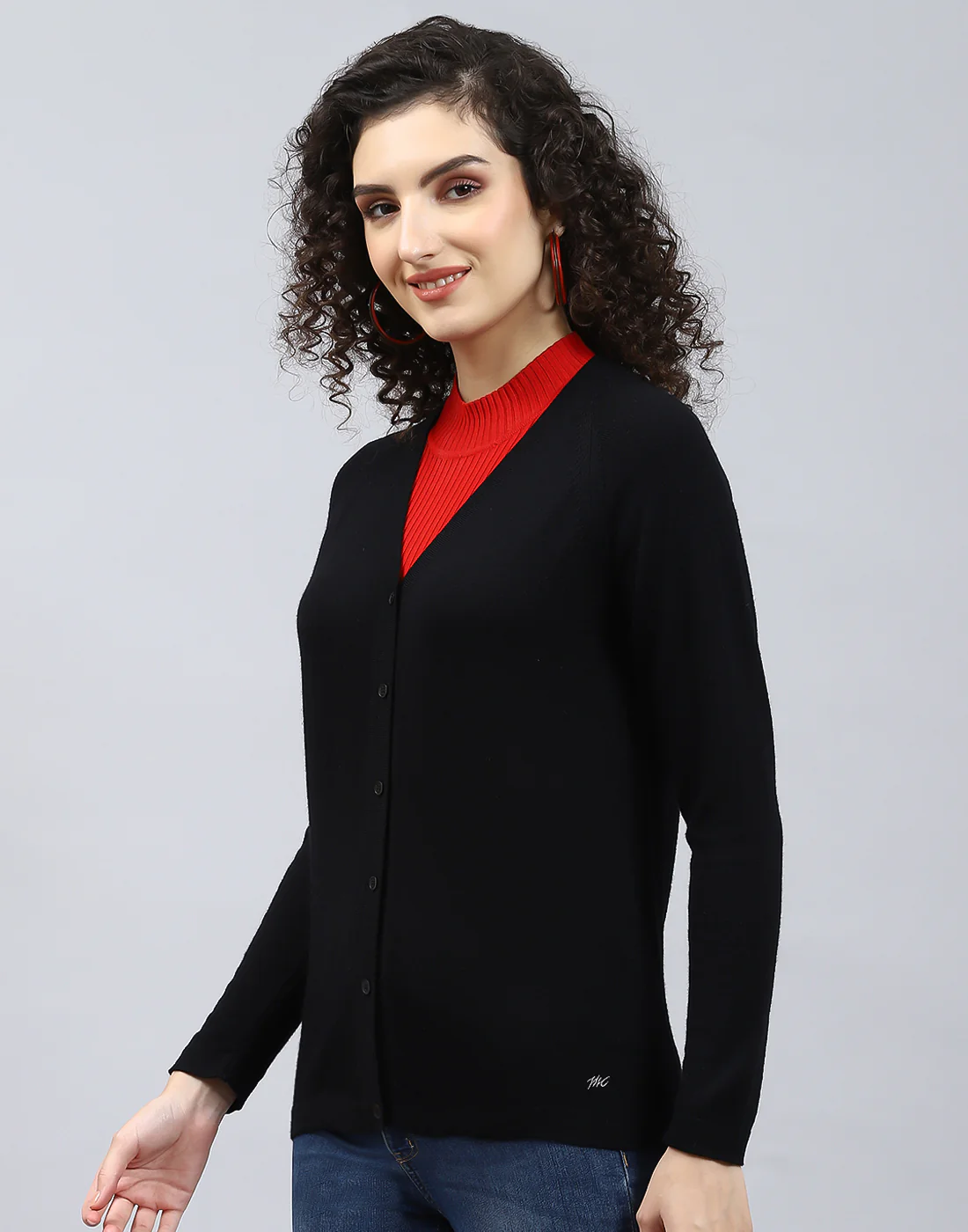 Women Black Solid V Neck Full Sleeve Cardigan - Image 3