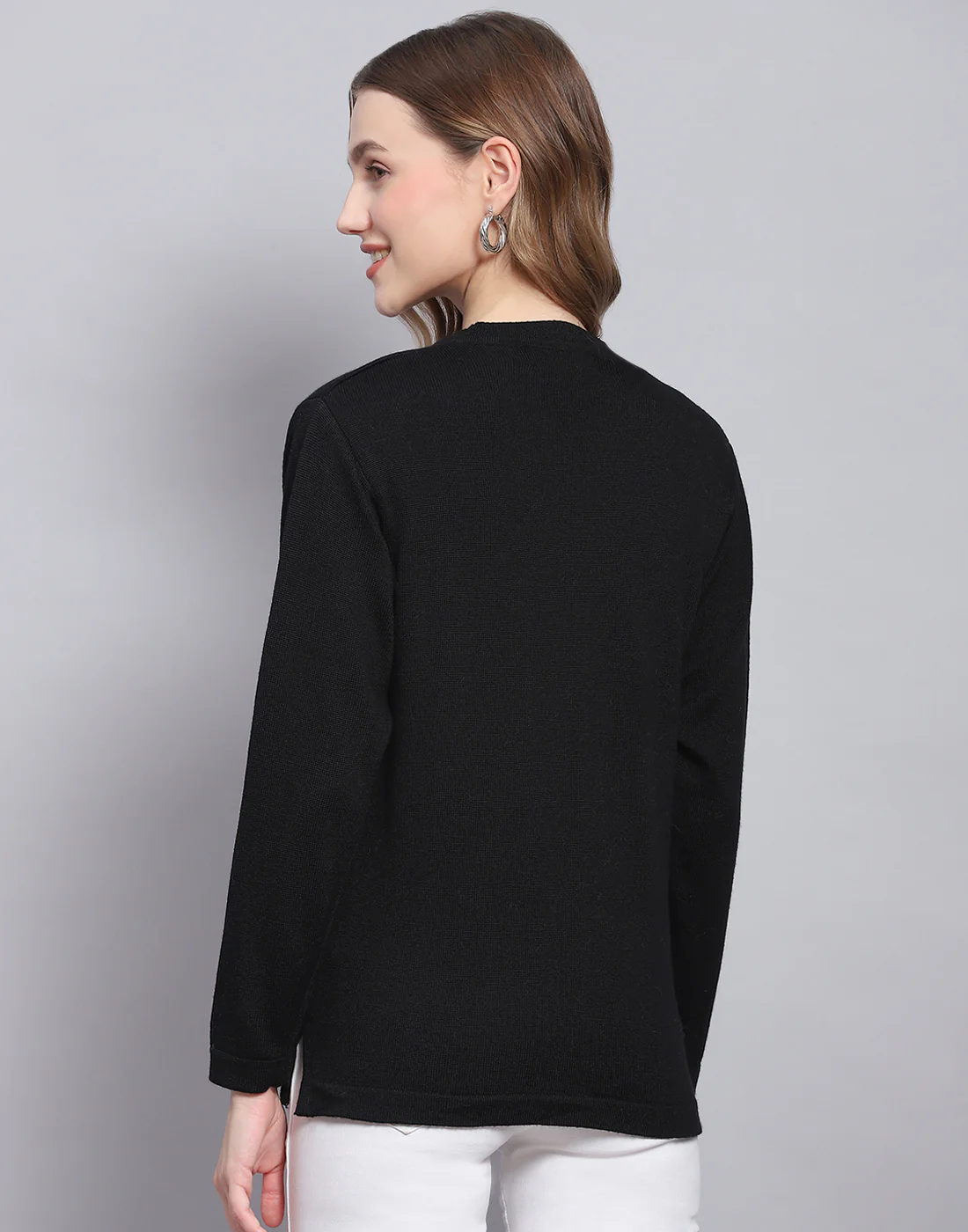 Women Black Solid V Neck Full Sleeve Cardigan - Image 5