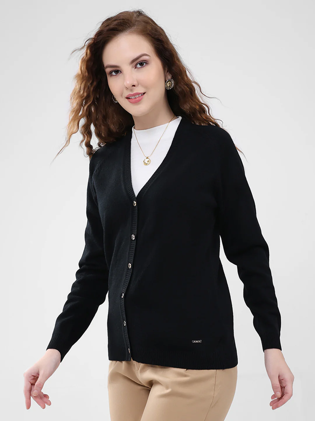Women Black Solid V Neck Full Sleeve Cardigan - Image 3