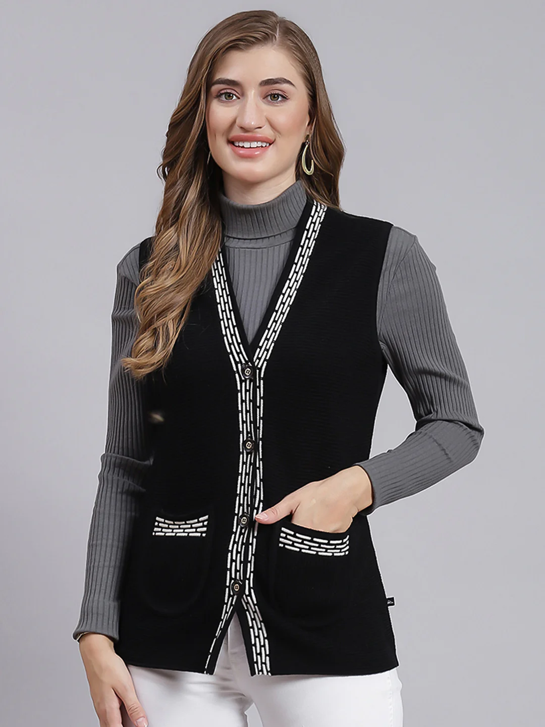 Women Black Solid Wool blend Cardigan - Image 3