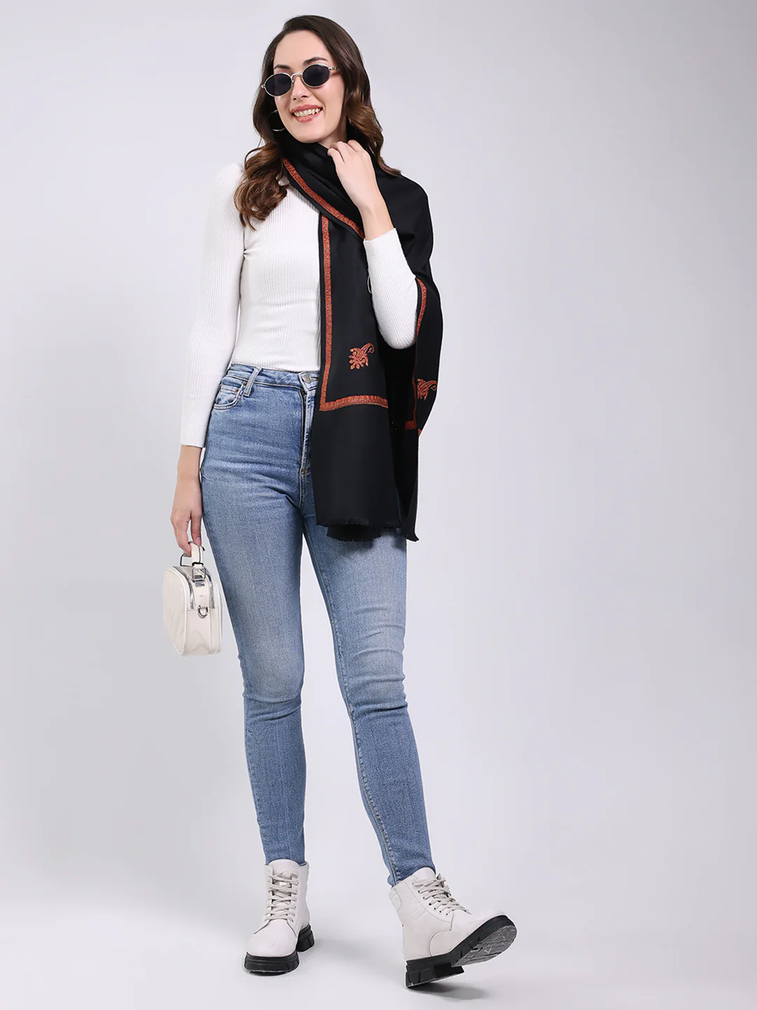 Women Black Solid Wool Blend Shawl - Image 2