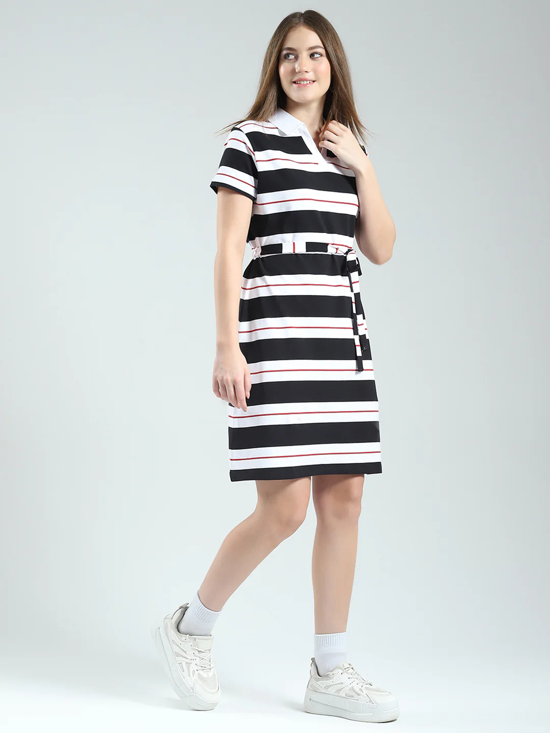 Women Black Stripe Collar Half Sleeve Dress - Image 4