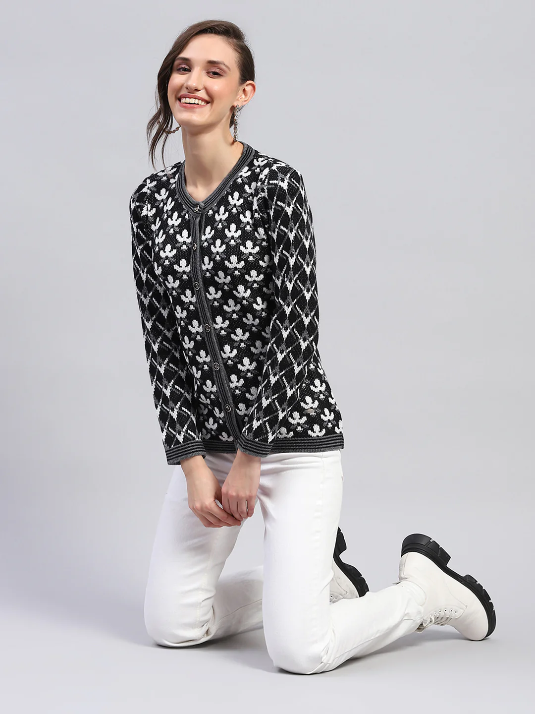 Women Black & White Self Design Round Neck Full Sleeve Cardigan - Image 2