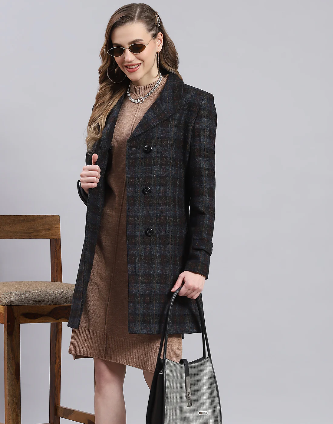 Women Blue Check Collar Full Sleeve Coat - Image 6