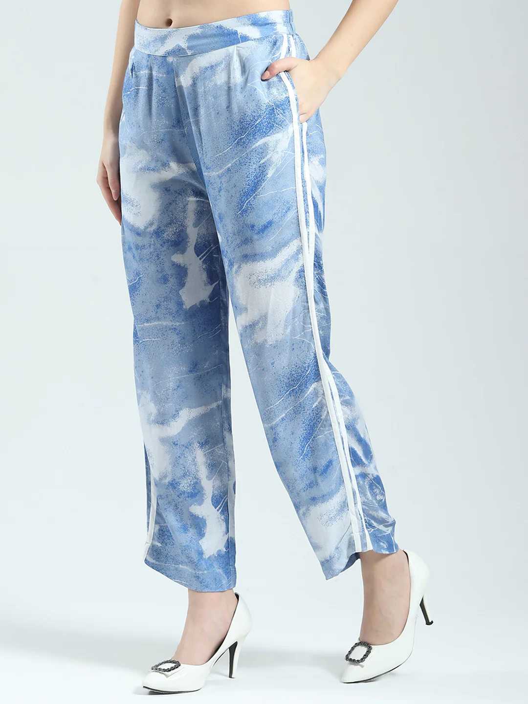 Women Blue Printed Collar Full Sleeve Cords Set - Image 8