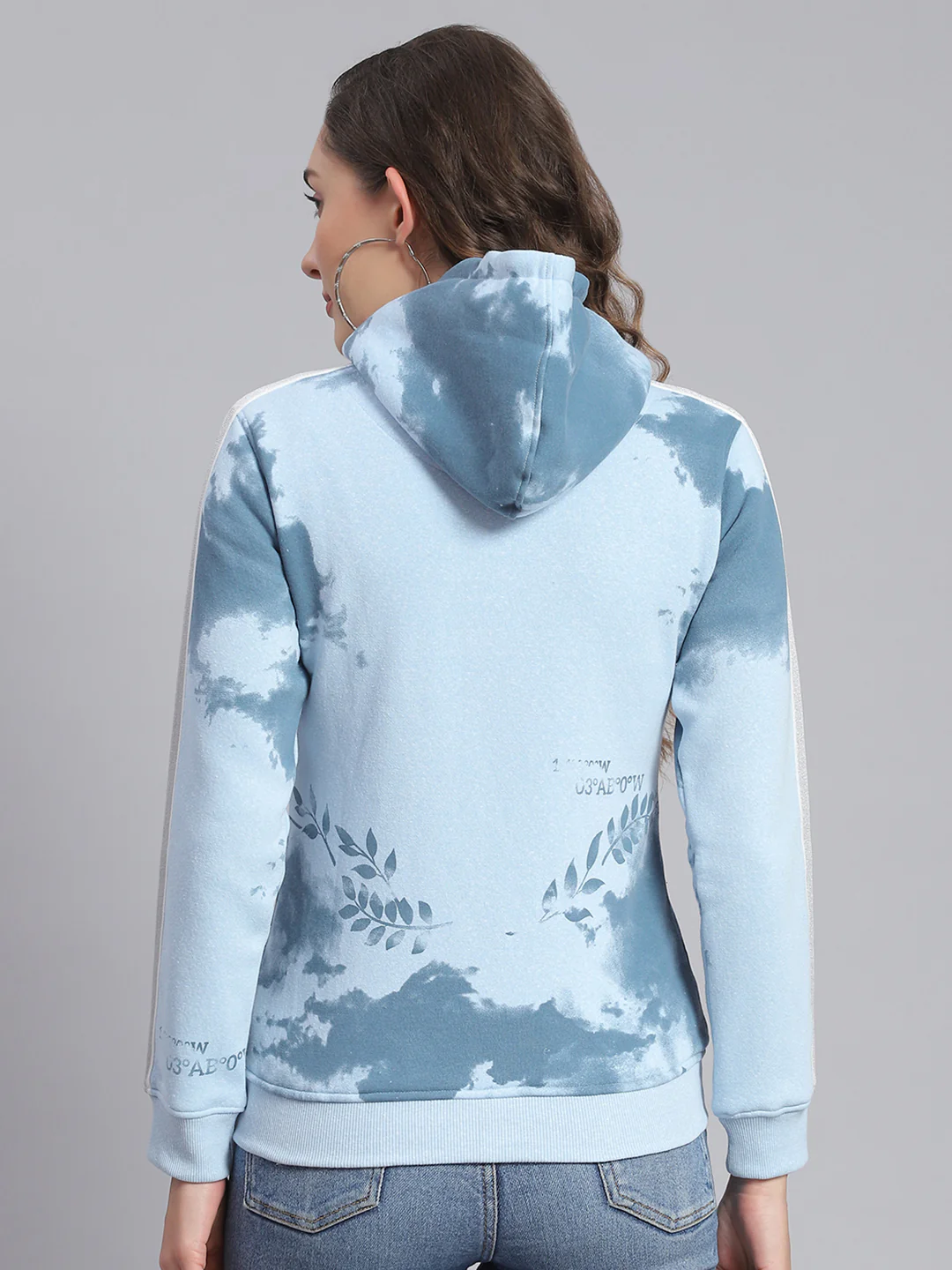 Women Blue Printed Hooded Full Sleeve Sweatshirts - Image 5