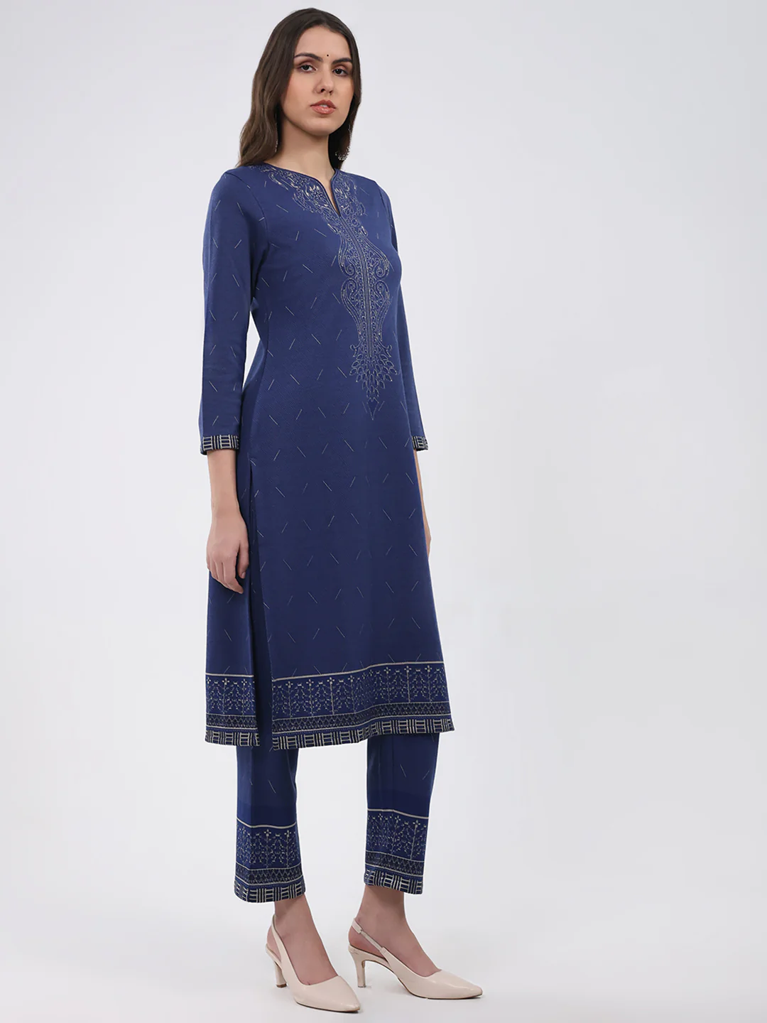 Women Blue Printed Round Neck Full Sleeve Kurti Set for Winter - Image 4