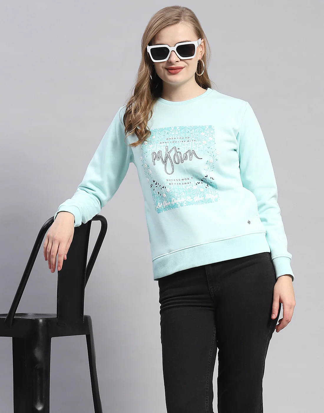 Women Blue Printed Round Neck Full Sleeve Sweatshirt - Image 2