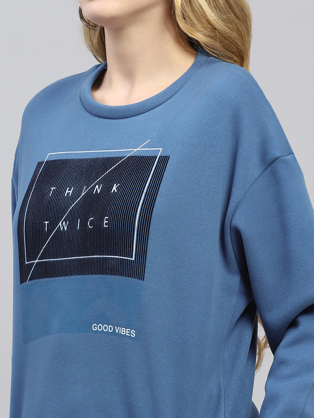 Women Blue Printed Round Neck Full Sleeve Sweatshirt - Image 6