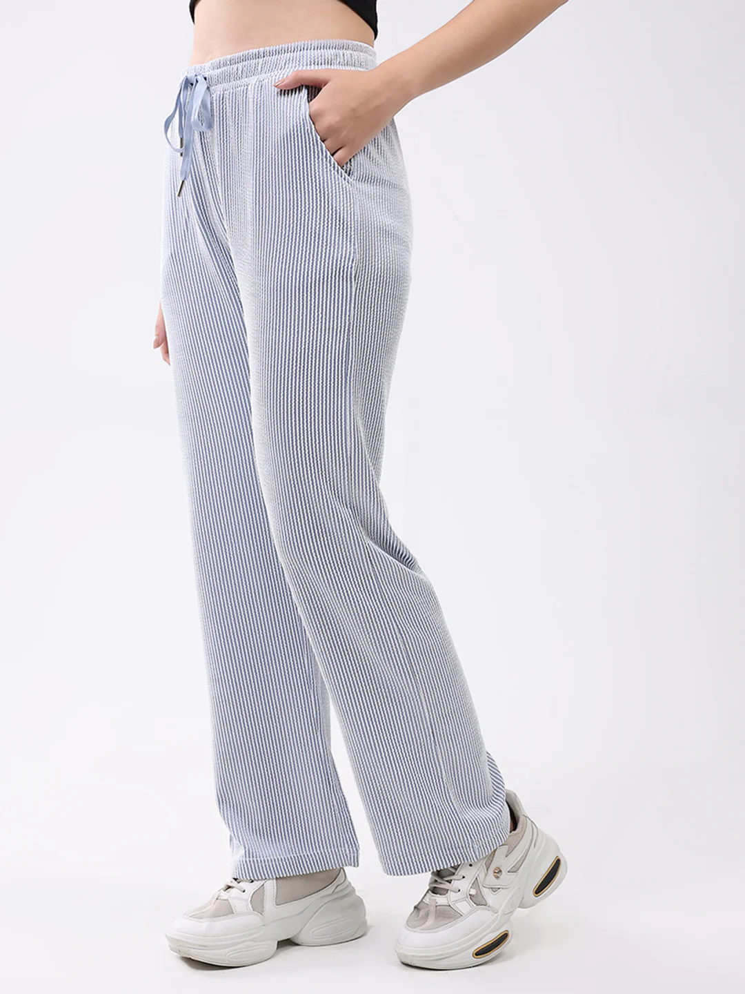 Women Blue Self Design Regular Fit Winte Lower - Image 3