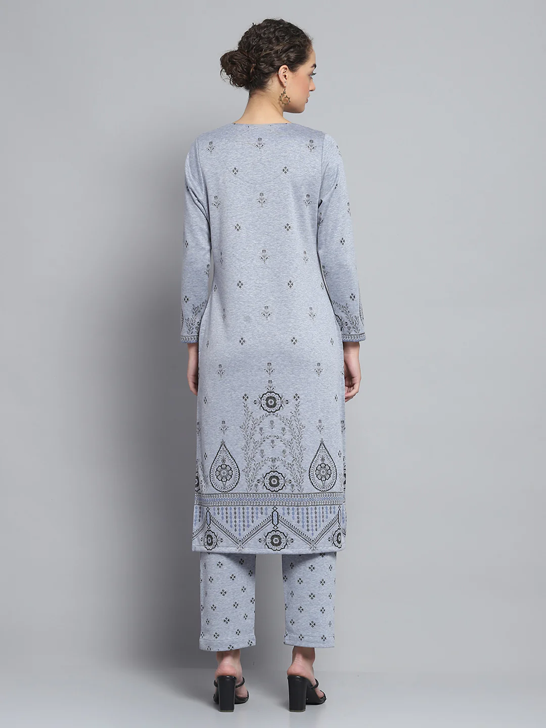 Women Blue Self Design Round Neck Full Sleeve Kurti Set for Winter - Image 2