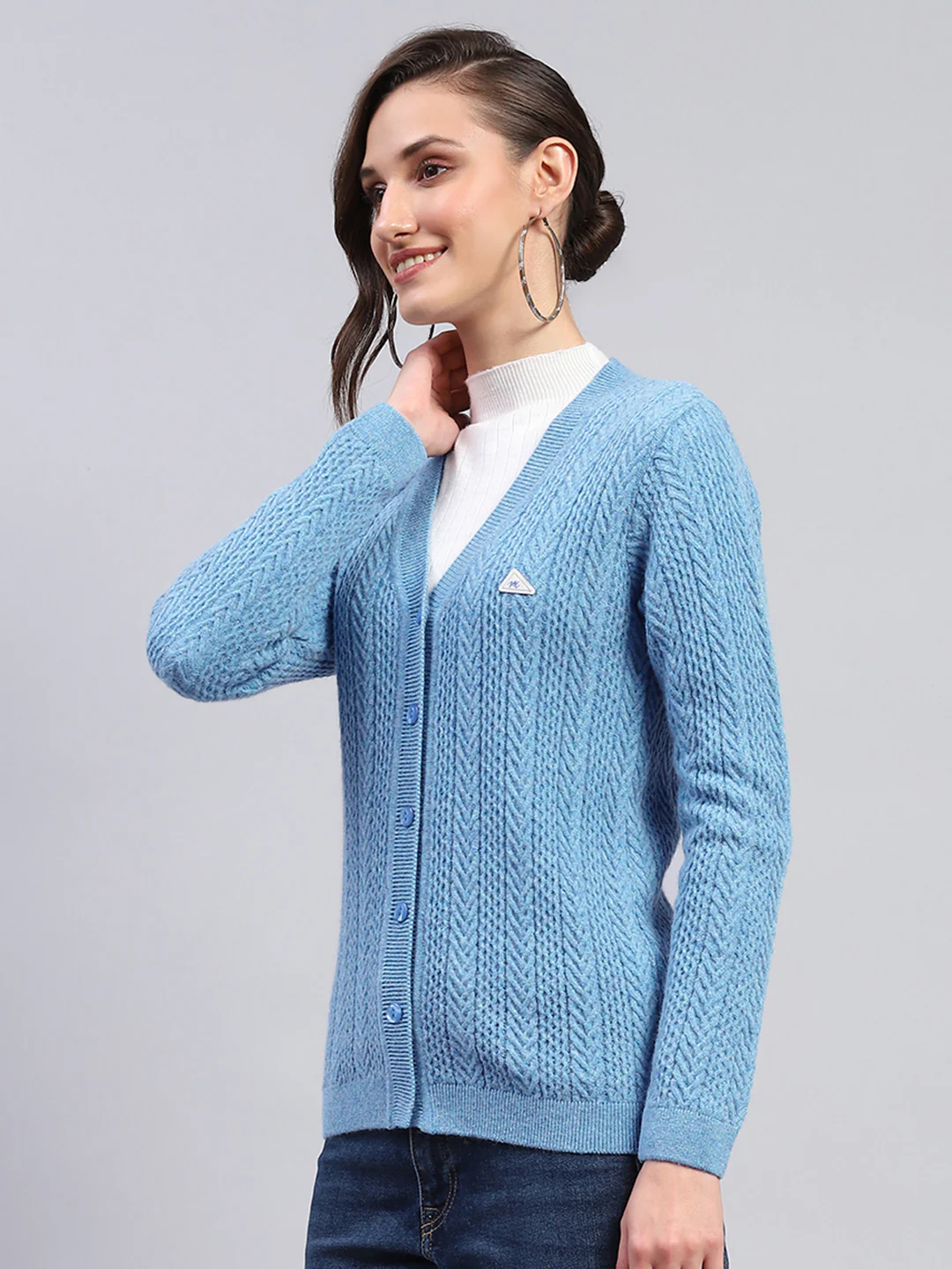 Women Blue Self Design V Neck Full Sleeve Cardigan - Image 3