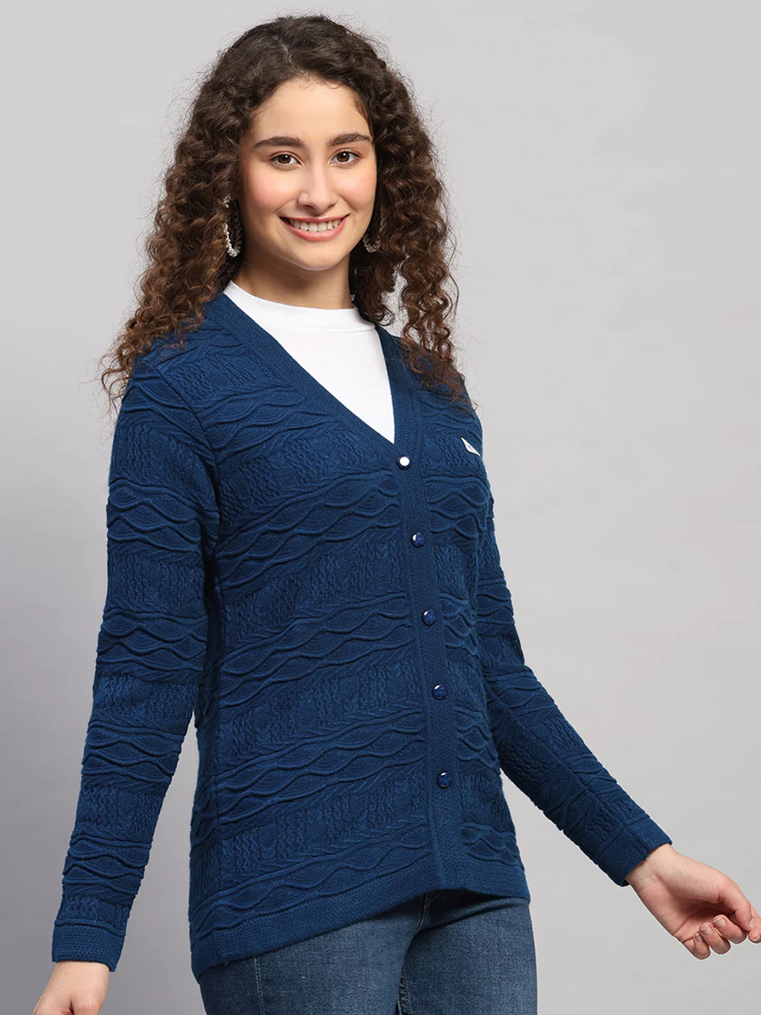 Women Blue Self Design V Neck Full Sleeve Cardigan - Image 4
