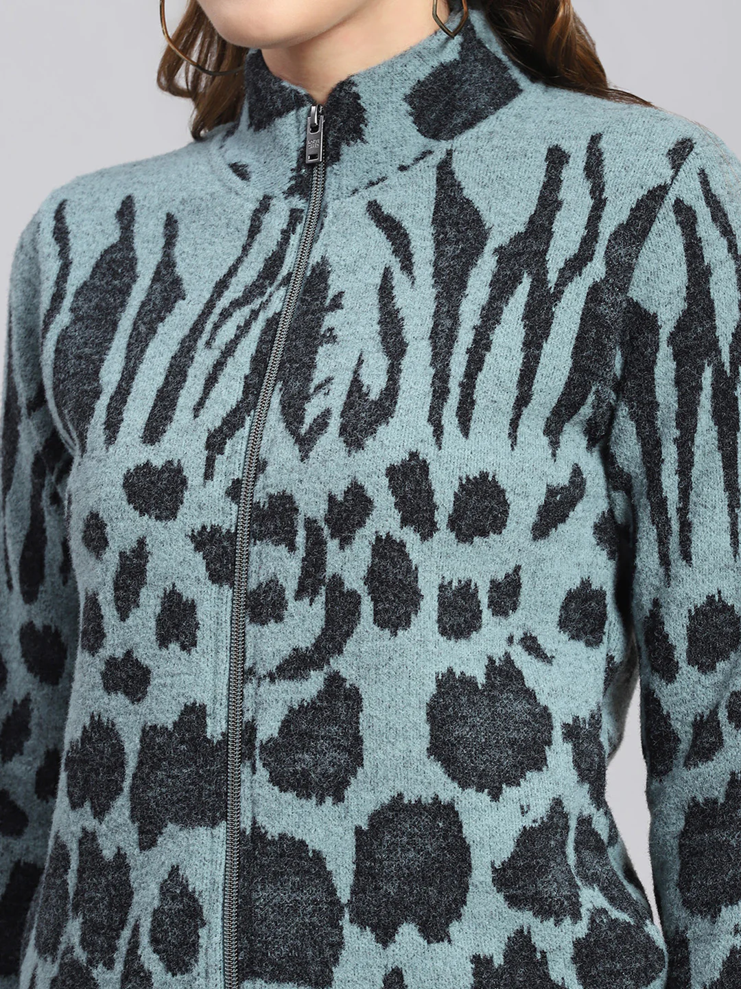 Women Blue Self Design F Neck Full Sleeve Sweatshirts - Image 6