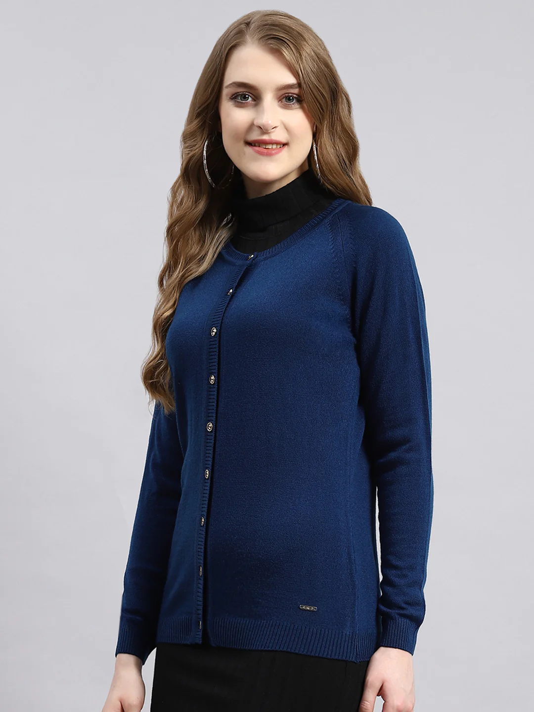Women Blue Solid Cardigan - Image 4