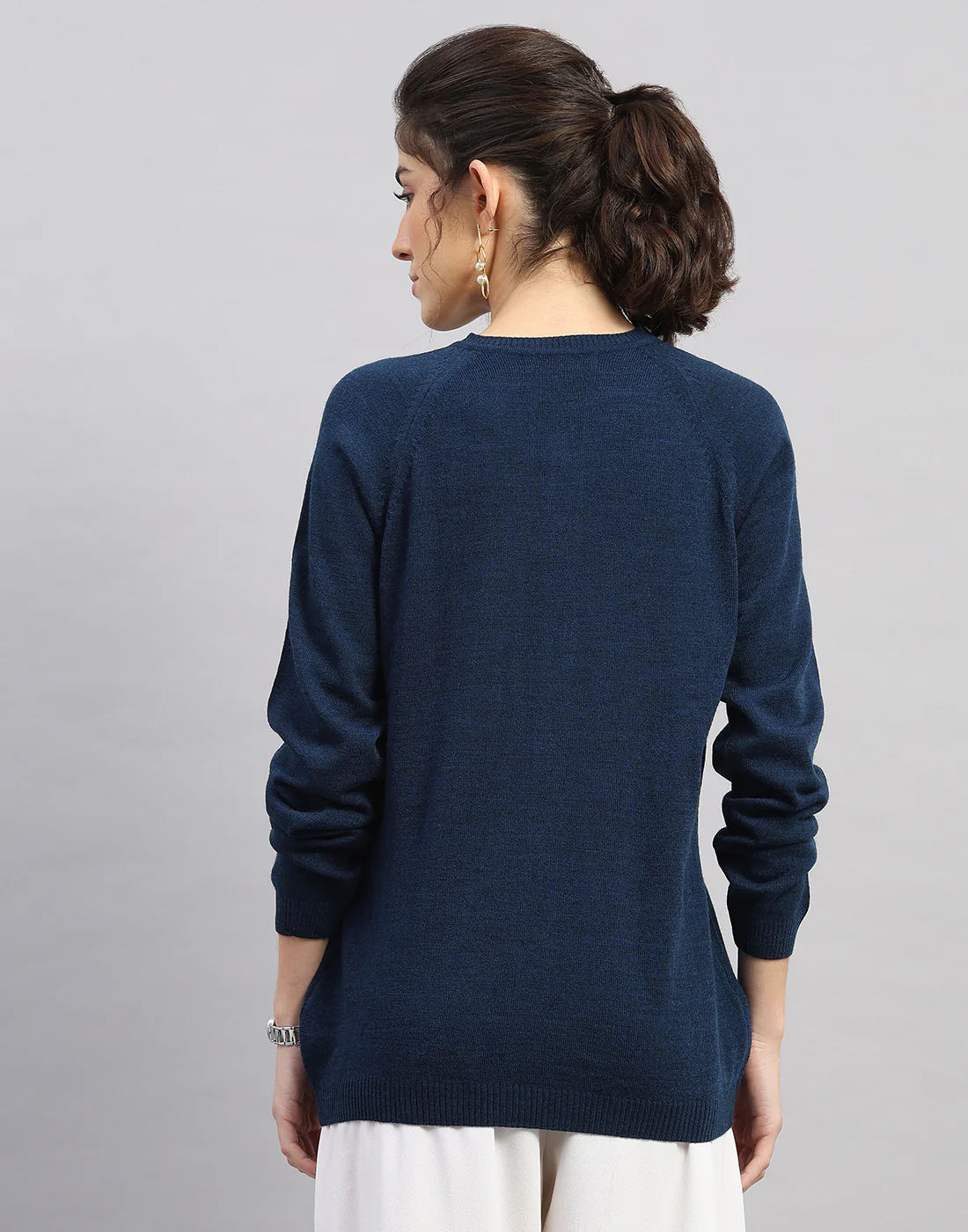 Women Blue Solid Round Neck Full Sleeve Cardigan - Image 4
