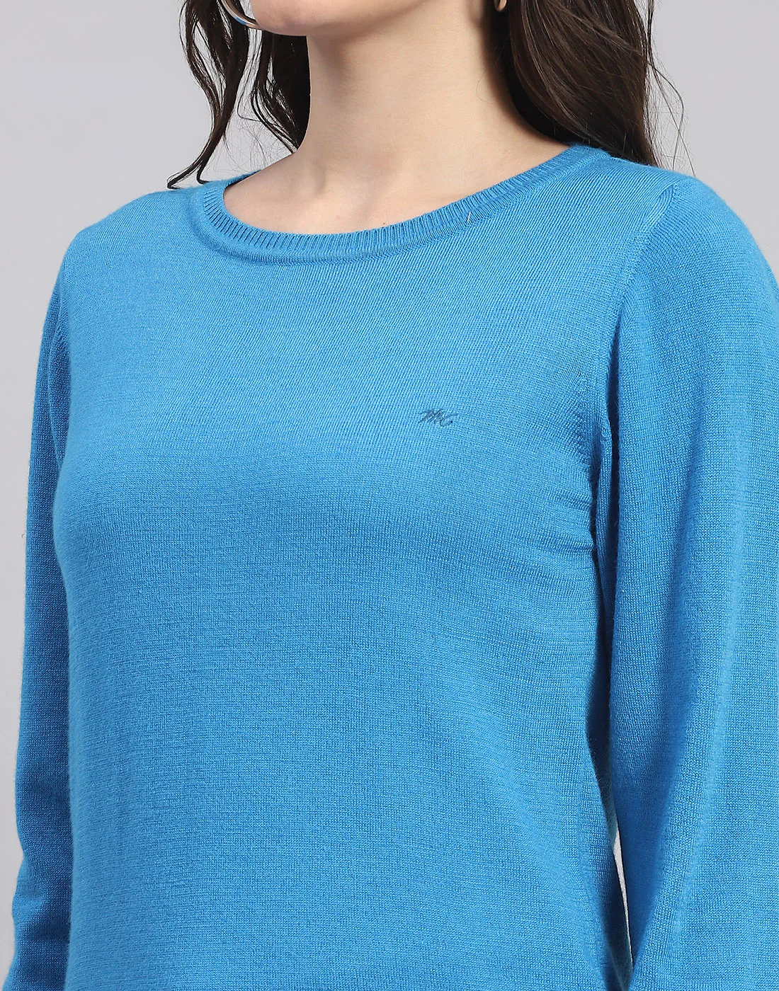 Women Blue Solid Round Neck Full Sleeve Sweater - Image 7