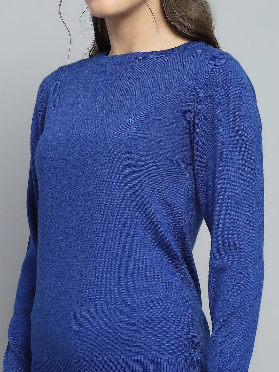Women Blue Solid Round Neck Full Sleeve Winte Top - Image 7
