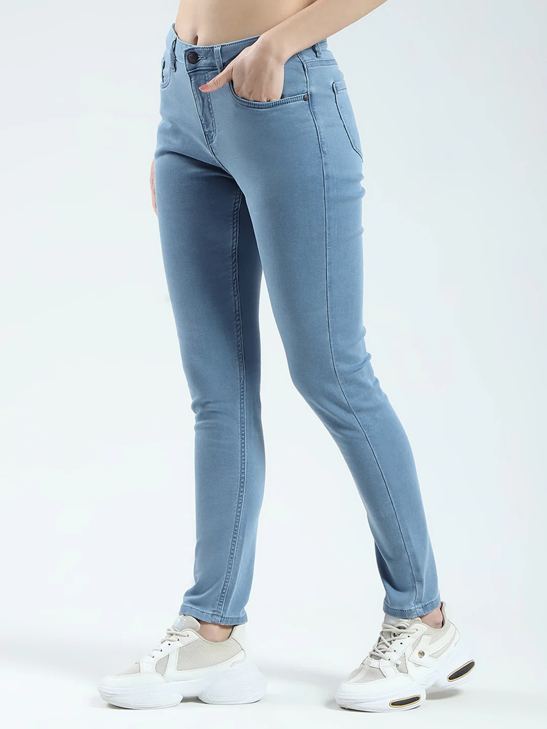 Women Blue Solid Slim Fit Denim - Image 3