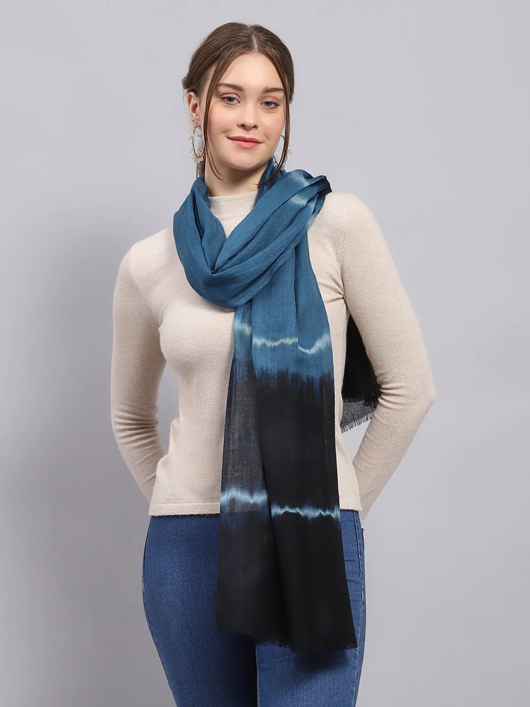 Women Blue Solid Stole - Image 3