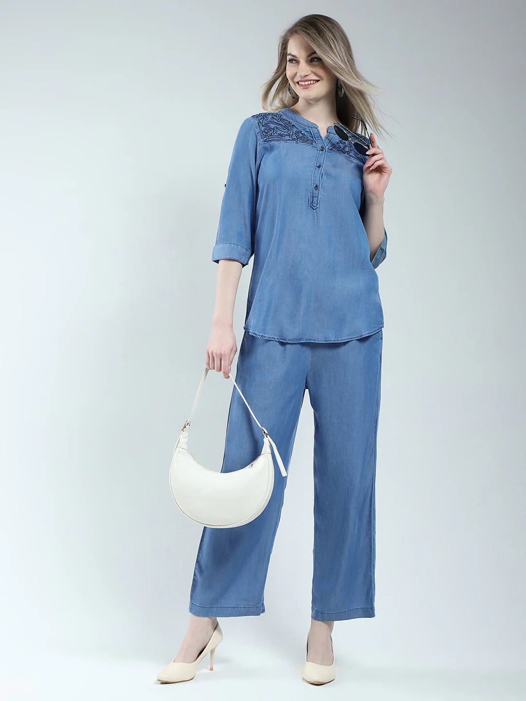 Women Blue Solid Round Neck 3/4th Sleeve Cords Set - Image 2