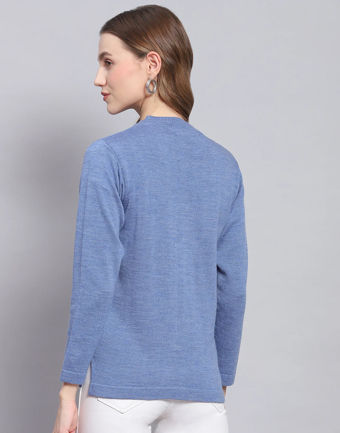 Women Blue Solid V Neck Full Sleeve Cardigan - Image 5