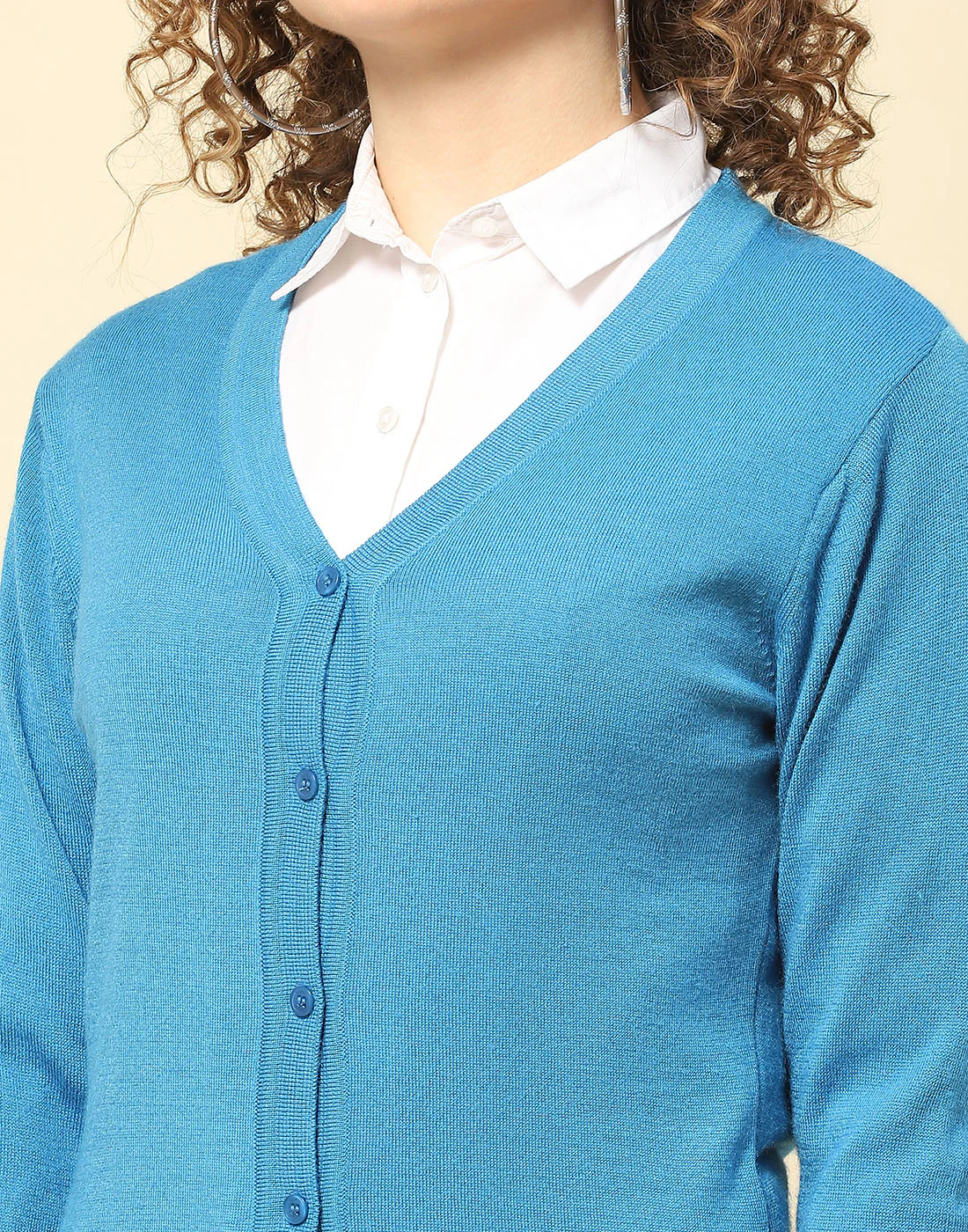 Women Blue Solid V Neck Full Sleeve Cardigan - Image 6