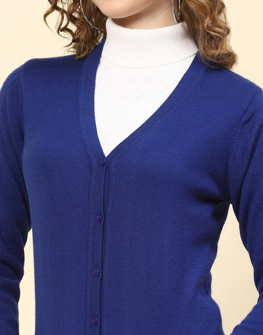 Women Blue Solid V Neck Full Sleeve Cardigan - Image 6