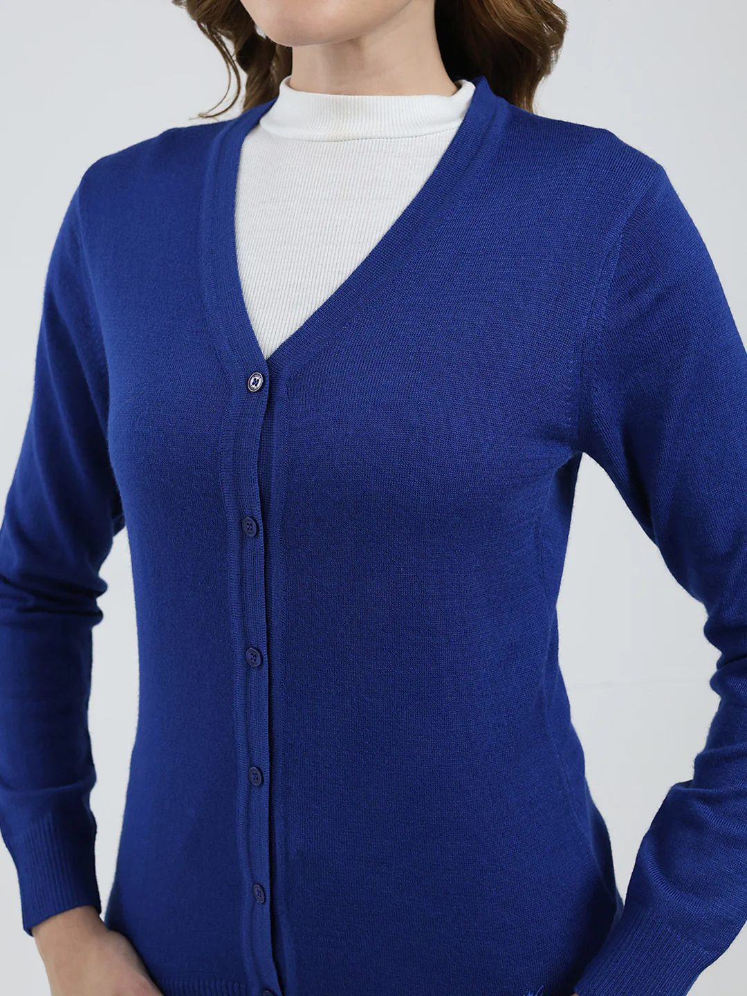 Women Blue Solid V Neck Full Sleeve Cardigan - Image 6