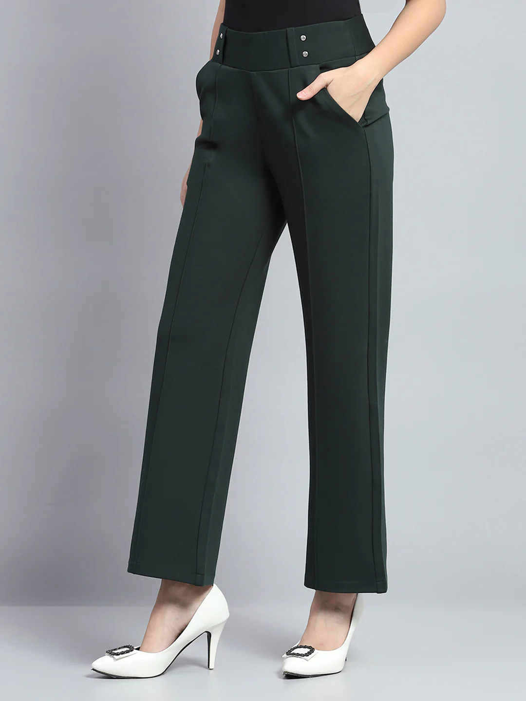 Women Bottle Green Solid Regular Fit Trouser - Image 3