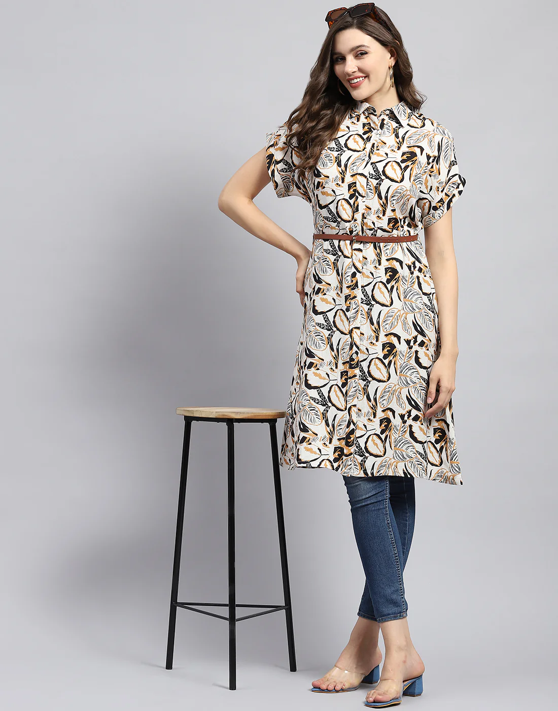 Women Brown & Black Printed Collar Half Sleeve Tunic - Image 7