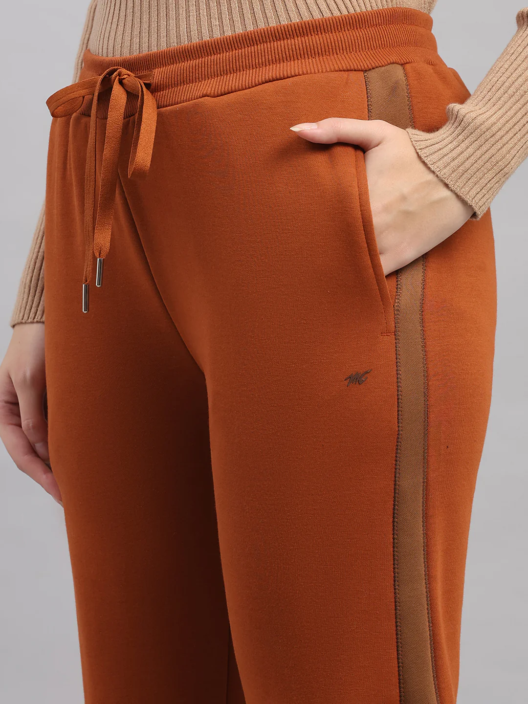 Women Brown Printed Hooded Full Sleeve Winter Tracksuit - Image 9