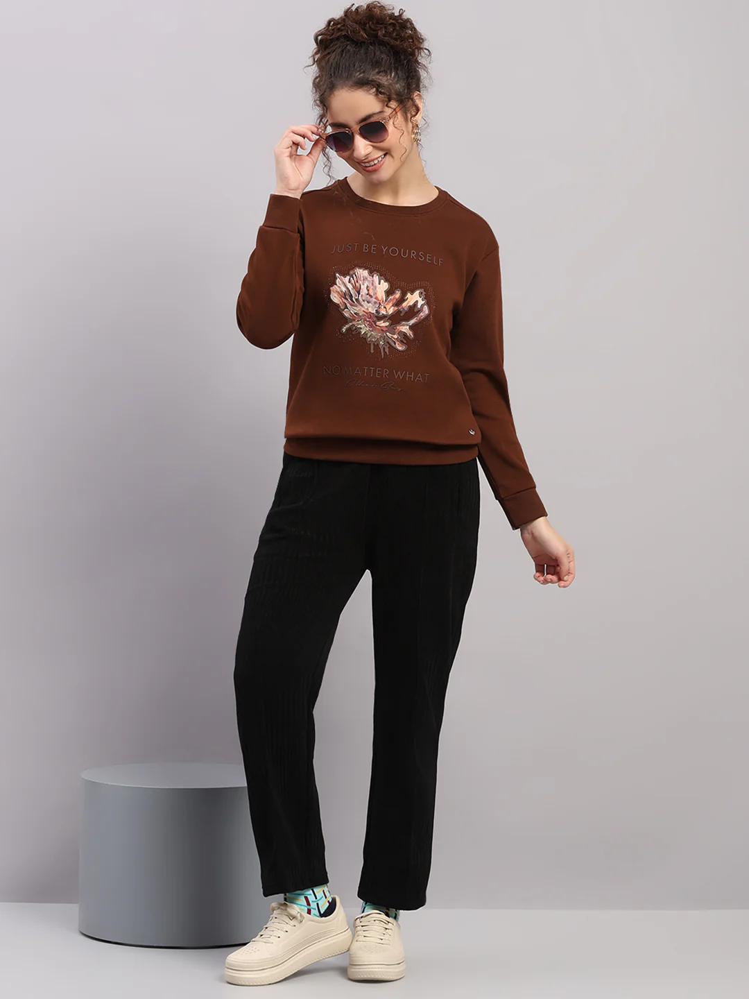 Women Brown Printed Round Neck Full Sleeve Sweatshirt - Image 2
