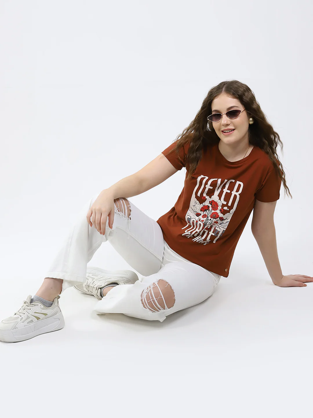 Women Brown Printed Round Neck Half Sleeve Top - Image 2