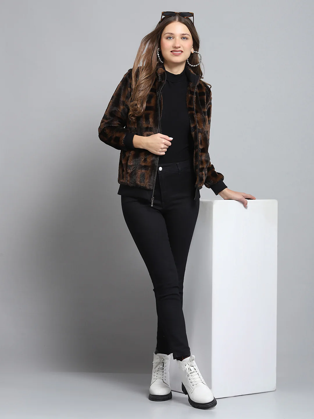 Women Brown Self Design Mock Neck Full Sleeve Sweatshirt - Image 2