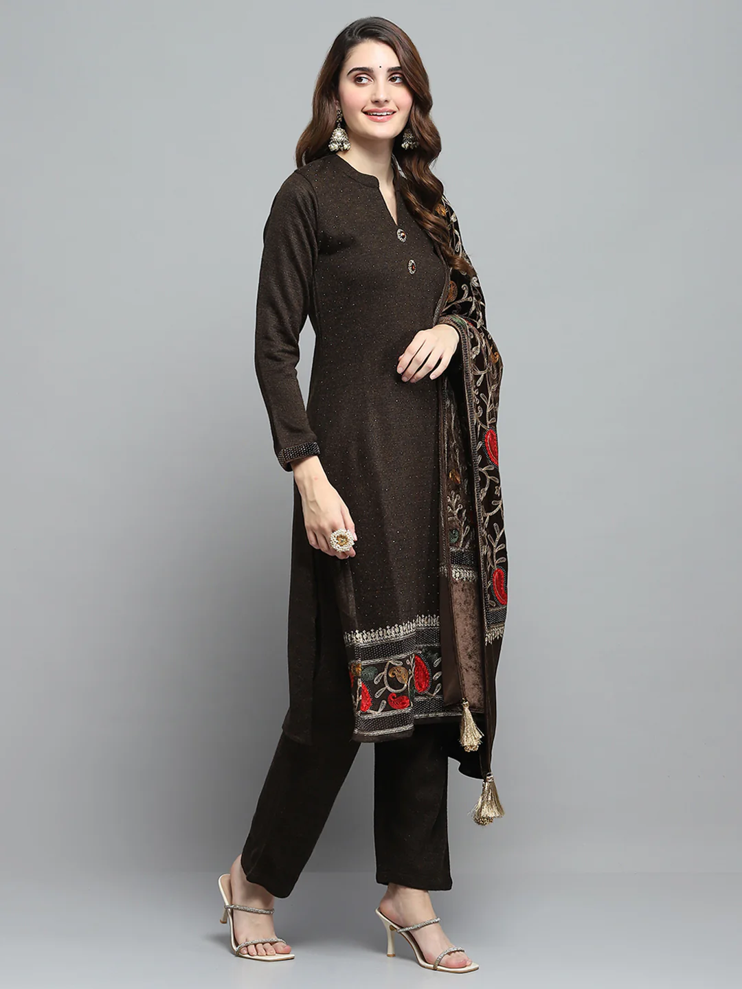 Women Brown Self Design Round Neck Full Sleeve Kurti Set & Stole - Image 4