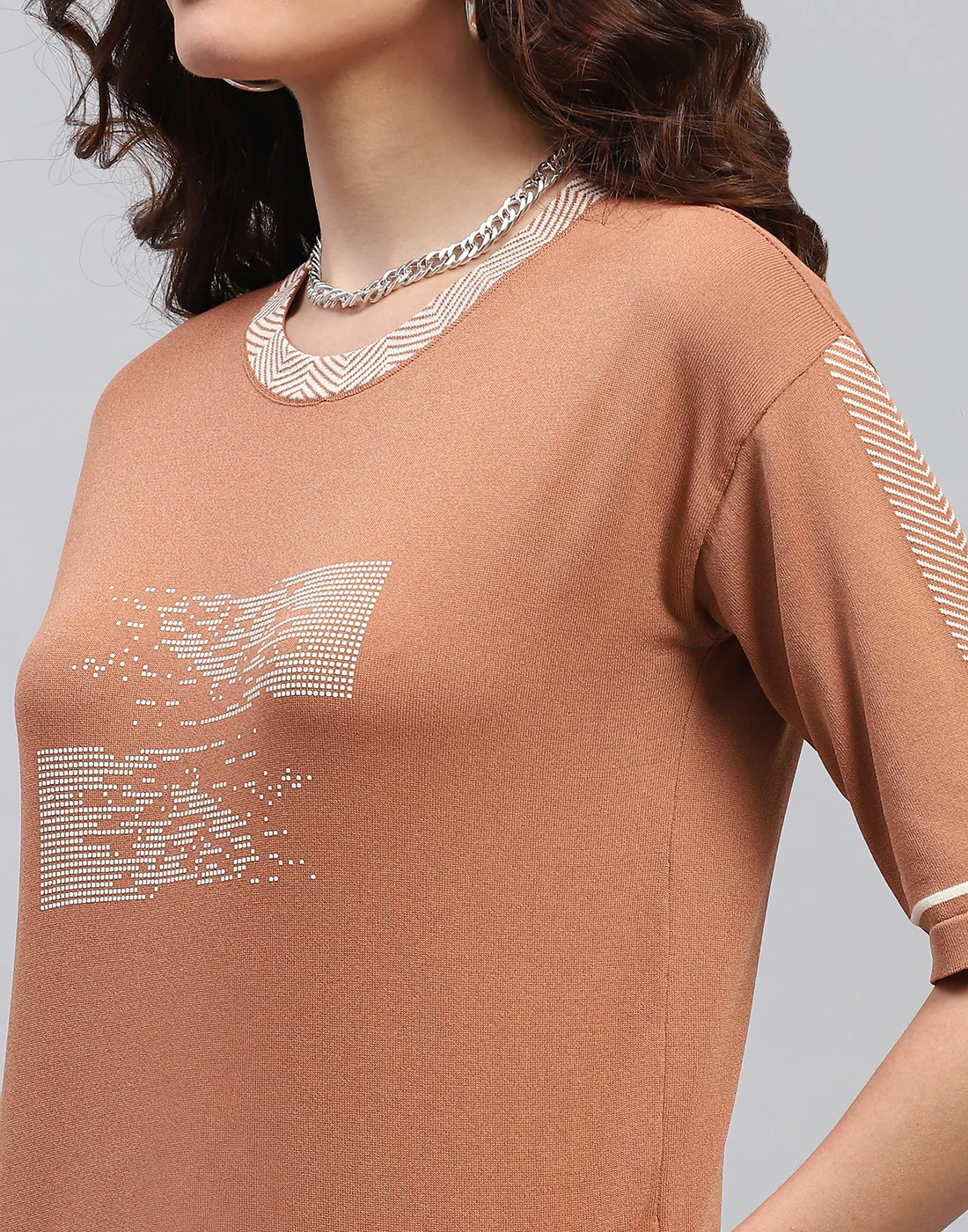 Women Brown Self Design Round Neck Half Sleeve Cords Set - Image 2