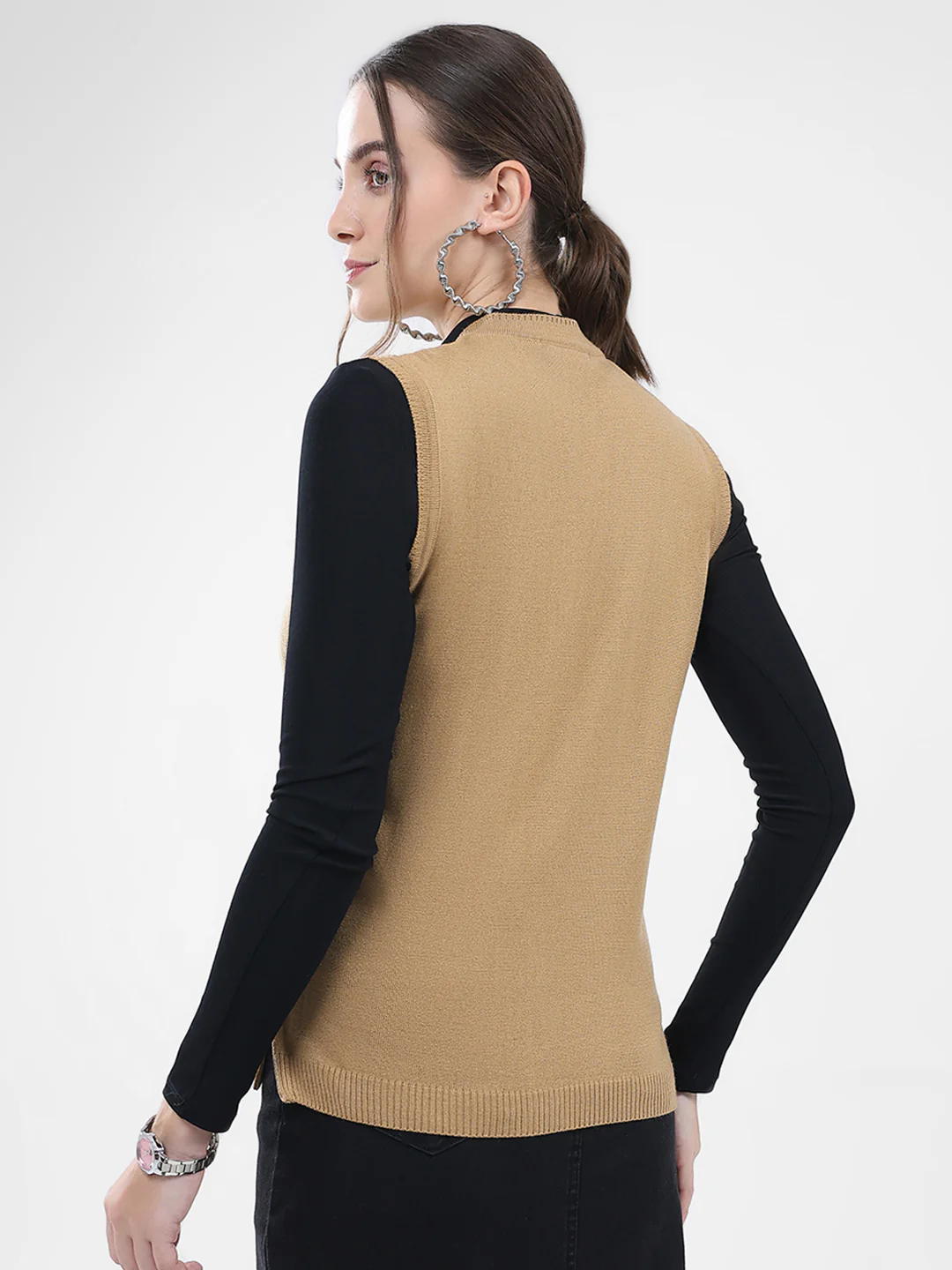 Women Brown Self Design V Neck Sleeveless Cardigan - Image 5