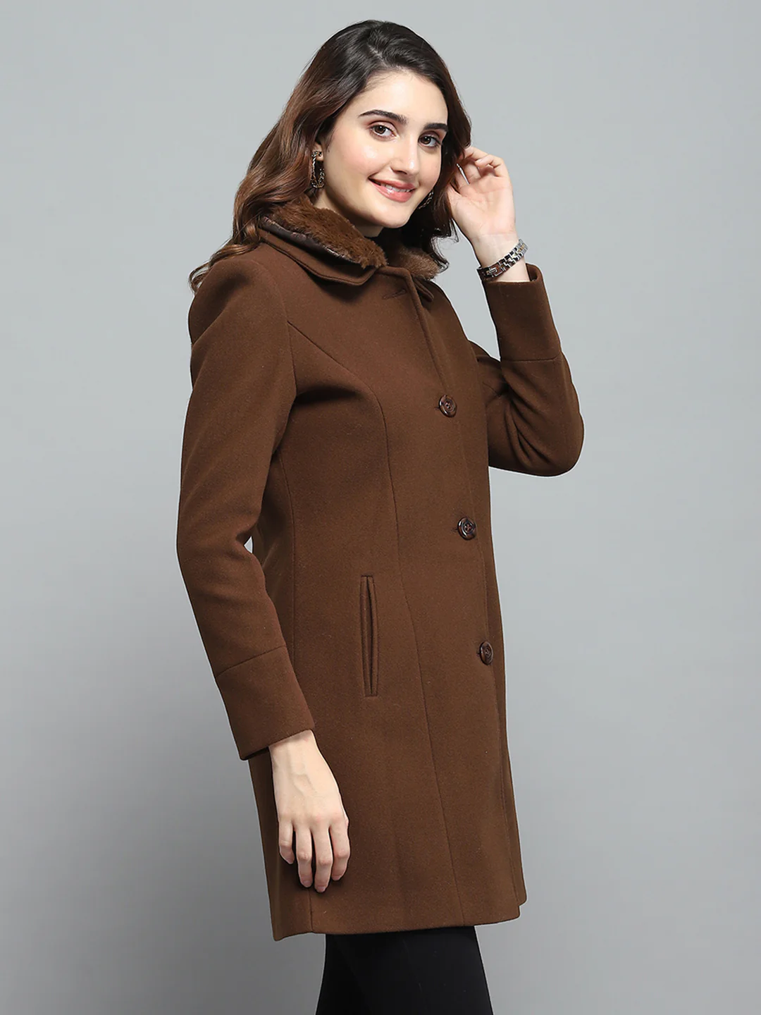 Women Brown Solid Collar Full Sleeve Coat - Image 4