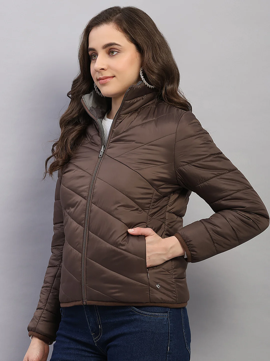 Women Brown Solid Collar Full Sleeve Reversible Jacket - Image 3