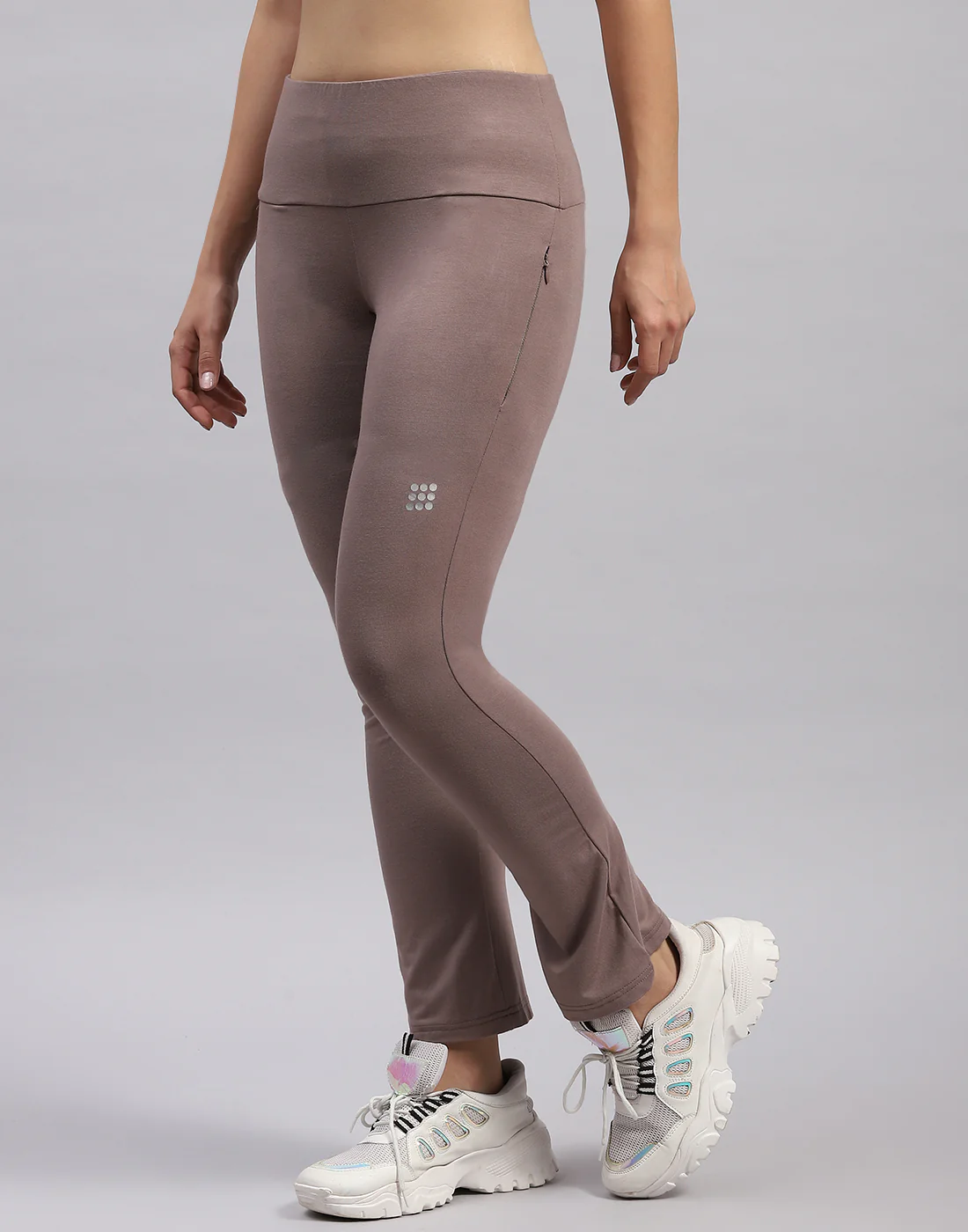 Rock.it Women Brown Solid Regular Fit Yoga Pant - Image 3