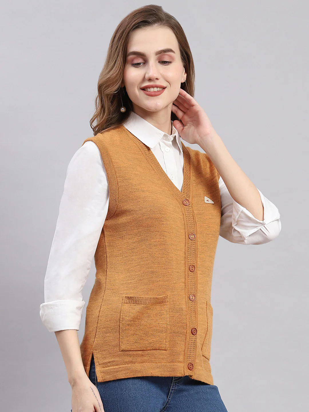 Women Brown Solid V Neck Sleeveless Cardigans - Image 4