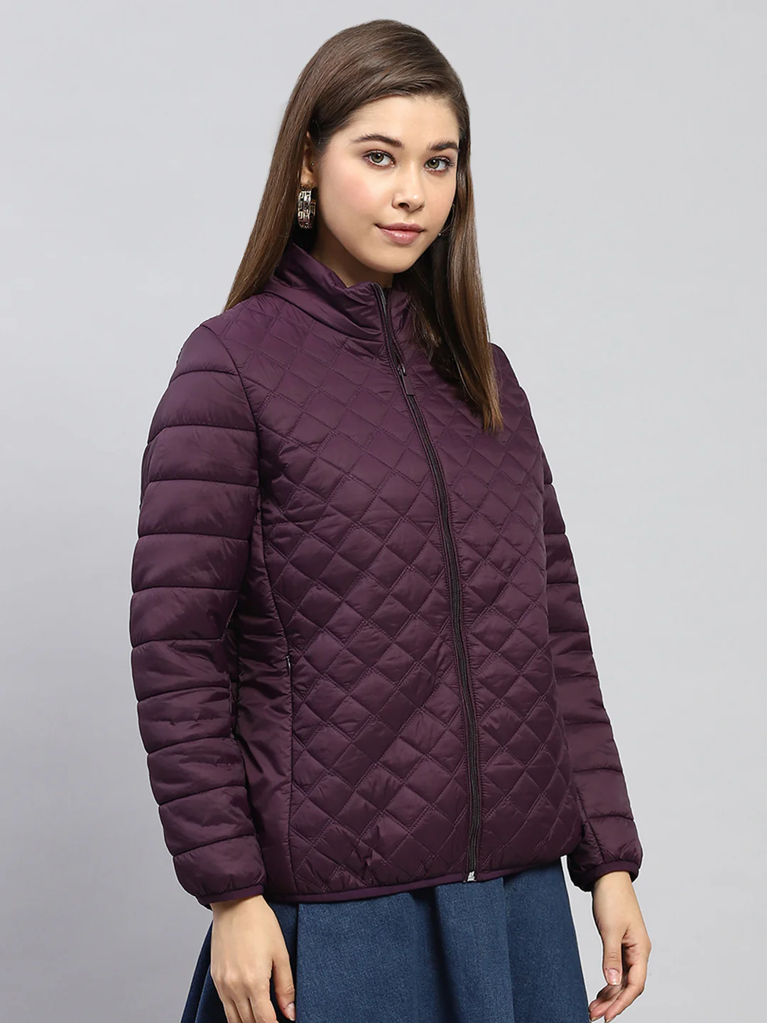 Women Burgundy Self Design Mock Neck Full Sleeve Jacket - Image 4