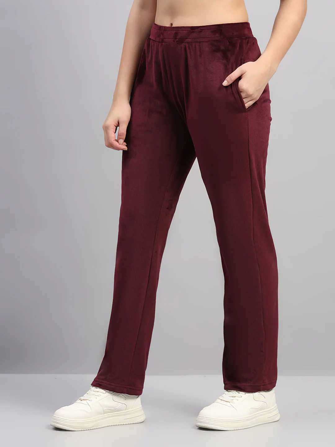 Women Burgundy Solid Hooded Full Sleeve Winter Tracksuit - Image 7