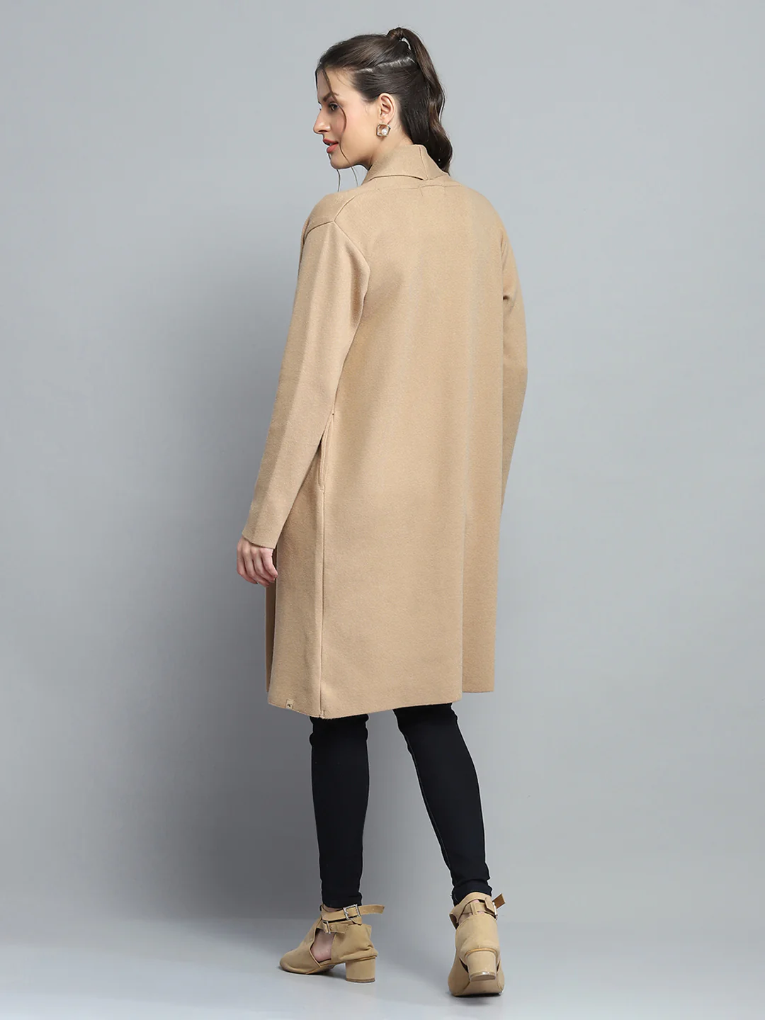 Women Camel Brown Solid Notch Lapel Collar Full Sleeve Cardigan - Image 5