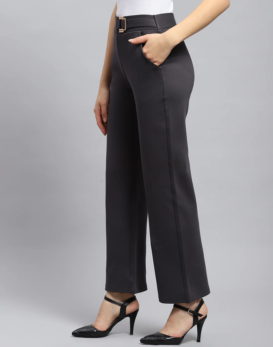 Women Charcoal Solid Regular Fit Trouser - Image 3